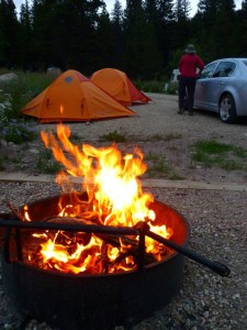 how to build a fire, campfires, cold weather camping preparations