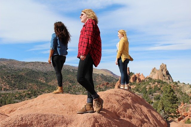 Women in the Outdoors: Finding a Hiking Group